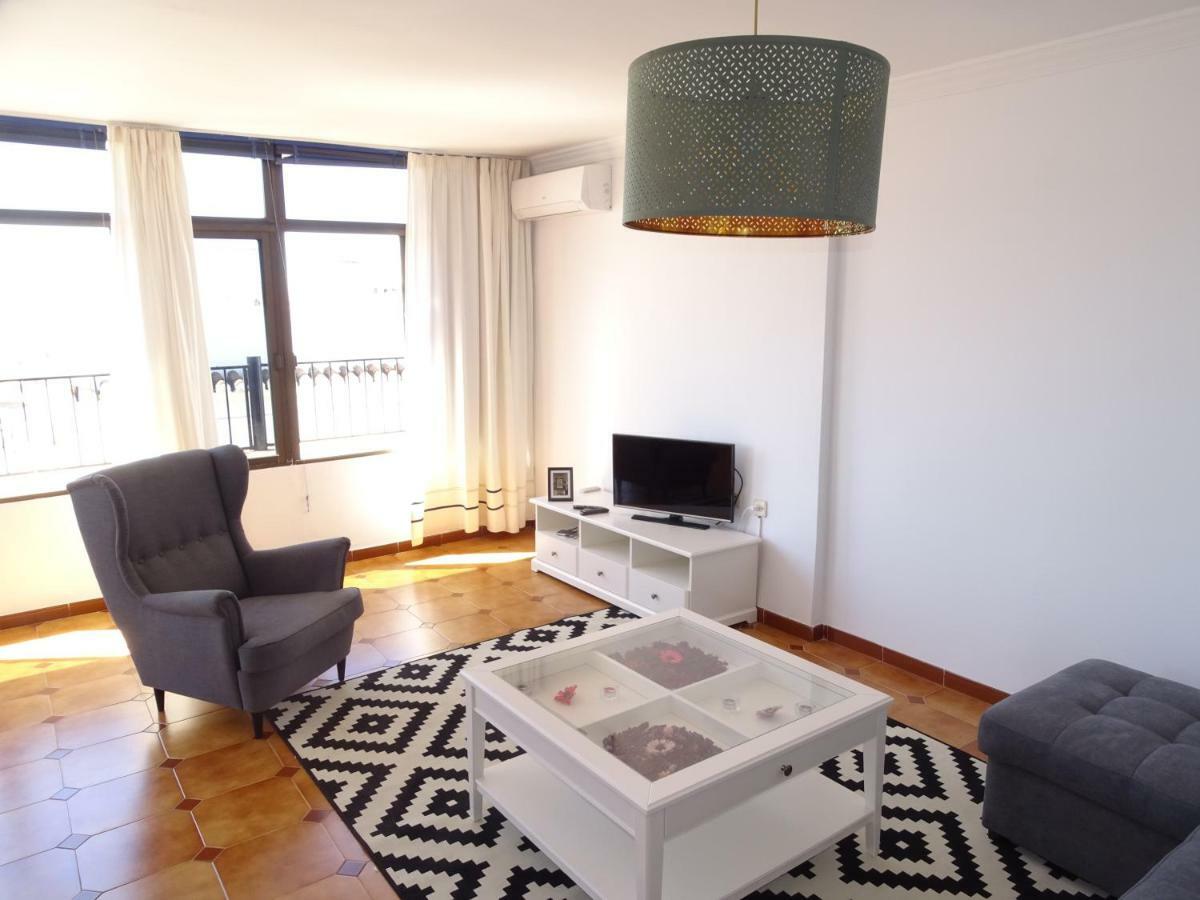 Atico La Luz : Centre Ville, Renove, Terrasse 살로브레나 외부 사진