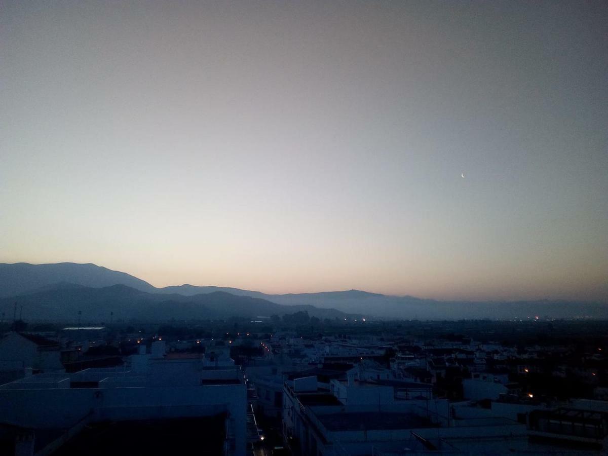 Atico La Luz : Centre Ville, Renove, Terrasse 살로브레나 외부 사진